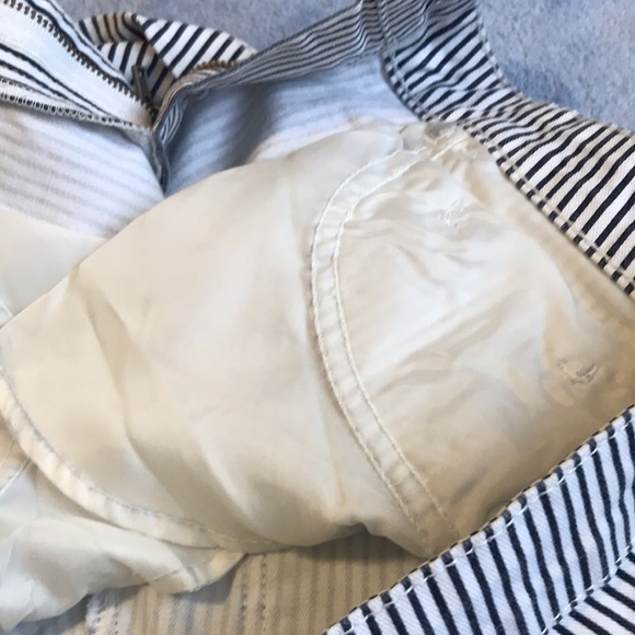 H&M blk/white striped shrtsTODAY ONLY 🇺🇸 - Picture 4 of 4